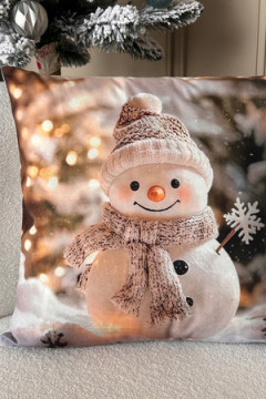 Наволочка декоративная 2 шт 3D эффект Снеговик и Гном