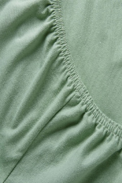 Простыня трикотажная на резинке