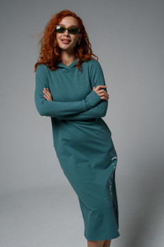 8520 Платье с капюшоном