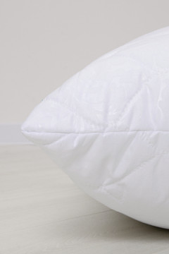 Подушка в стеганом чехле из микрофибры Raposa Home