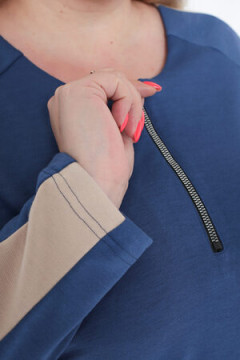 Платье трикотажное с молнией