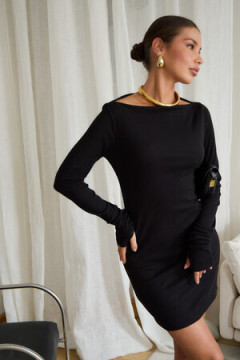 Платье лапша с открытыми плечами