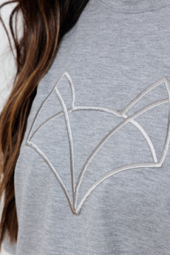 Футболка с вышивкой