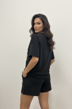 Костюм с шортами с шортами и футболкой 366