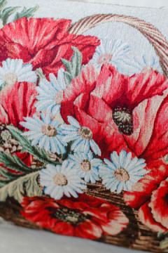 Наволочка декоративная 65х45 Маки в корзине