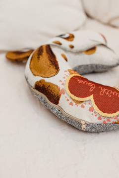 Подушка декоративная игрушка С любовью 30*40