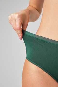 Трусы OIRO 0117 женские хлопковые изумруд/синий/бордовый 44-60 3 шт