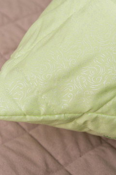 Подушка "Бамбук" тик на молнии лебпух+бамбук, стег, лента, сумка(Н)