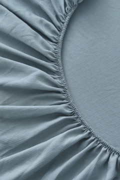 КПБ полукомплект простыня на резинке Борт 25 + 2 наволочки 50*70 индиго