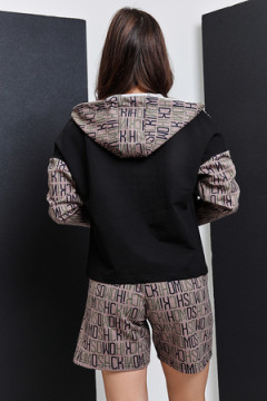 Костюм с шортами 8394