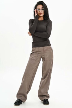 Брюки из мягкой эко замши