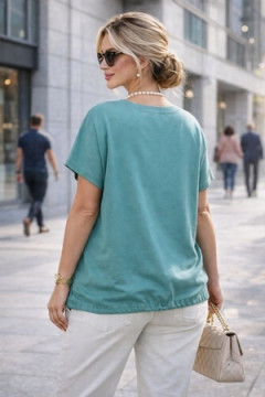 Футболка со стразами Graphic Bloom арт. А1025