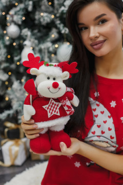 Игрушка новогодняя с выдвижными ногами Олень с лопатой красный