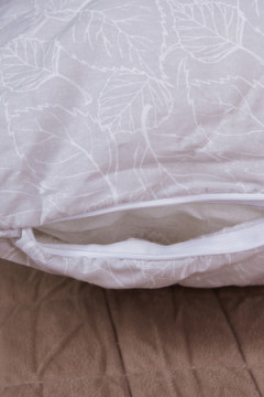 Подушка "Бамбук" поплин на молнии лебпух+бамбук, стег, лента, сумка(Н)