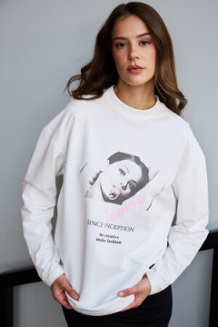 Лонгслив оверсайз с принтом