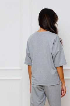 Футболка с вышивкой