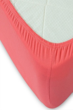 Простыня трикотажная на резинке