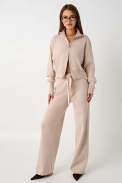 Костюм с брюками и кофтой #1