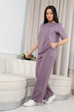 Костюм с брюками 650