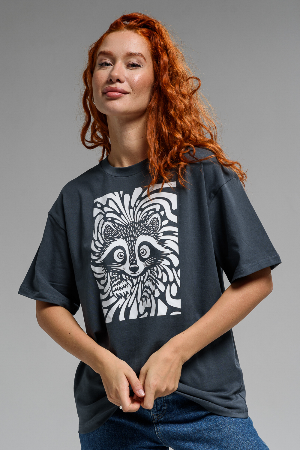 8506/1 Футболка женская оверсайз графит+Енот