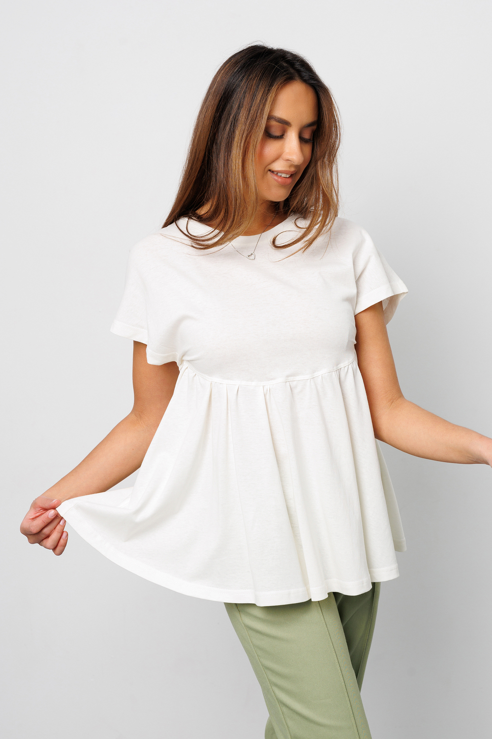 Футболка трикотажная с баской 179 молочный